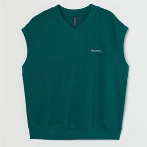 Divided Teal V‑Neck Sleeveless Sweat Top